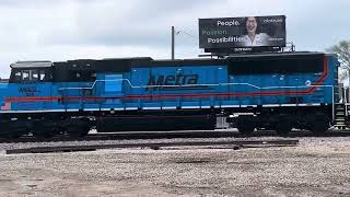 Milwaukee District North Line Train with New Metra SD70MACH in Rondout, IL