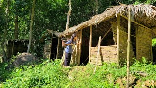 The girl made a generator from water, picked sugar cane to sell and discovered an abandoned house