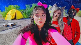 i spent halloween in a desert with my best friends...