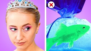 DISNEY PRINCESSES AT SCHOOL | Princesses in Real Life! Funny Situations at School