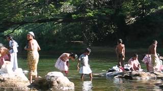 Sri Lanka | Washing Clothes in the River | Beautiful Hair | March 2004