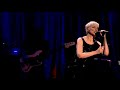 Annie Lennox Walking On Broken Glass Live (The Peace One Day Concert 2007)