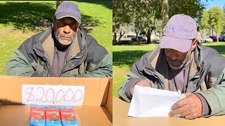 Millionaire blessed the homeless with $20,000 and made us cry!