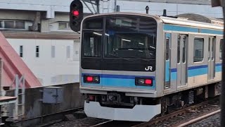 接近放送間に合わず！【E231系800番台 AT出場配給(機器更新)】国鉄EF81 139[尾]+E231系800番台ﾐﾂK1編成が武蔵浦和駅を通過している動画(配9721レ) 2023,8,22