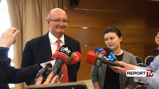 Report TV - Protesta, ambasadori britanik: Dhuna nuk justifikohet, debatet s’pengojnë integrimin