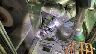 Early Robotic Buffing with Mimic – Polishing MIM Parts for a Juicer