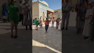 прекрасный танец от туристов #samarkand #shorts #tiktok #trendingvideo  #top