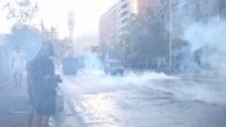 Tear gas and water cannon used at Chile protests