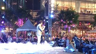 230414 หนาวนี้พี่ห่วงใย - โบ๊ท ปรัชญา (ศิลปินเพลงเอก) at Iconsiam TheIconicSongkranFestival2023