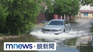 烏克蘭水壩遭炸大水潰堤　居民急撤、死魚滿地｜#鏡新聞