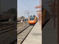 22499 varanasi vande bharat express deoghar jn to varanasi jn