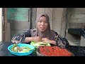 menu andalan kampung yang selalu hadir saat peralatan di dapur habis yang bikin gagal diet