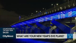 Champlain bridge decorated for the New Year