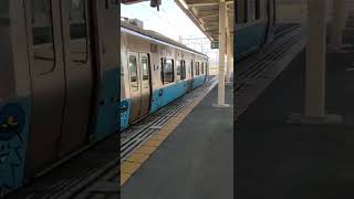 青い森鉄道八戸駅　青い森703系到着