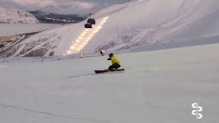 жесткий сноуборд и красно-черный склон \u0026 hard snowboard and red and black slope