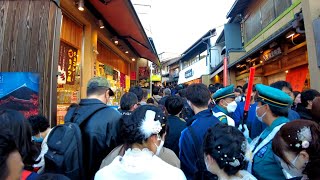 The most crowded day in Kyoto Kiyomizu-dera temple street /November 27 2022