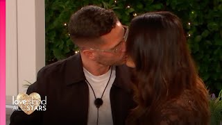 Scott and India's 10/10 kiss! 💋 | Love Island All Stars Series 2