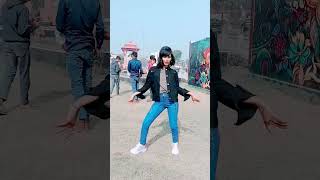 mujhe to teri lat lag gae #music #funny #varshamusic #comedy #varshana #dance #varsha