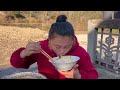 連續晴天又升溫，歐妹做兩道下飯菜真開胃，大口刨飯一人吃過癮record my rural life