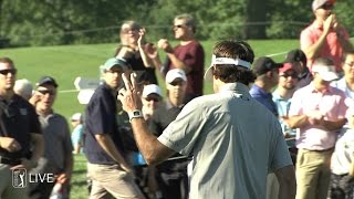 Bubba Watson sinks birdie putt at No.11 at The Barclays