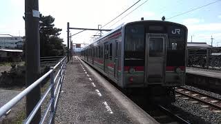 金蔵寺駅　6000系快速サンポート南風リレー号高松行きと7200系普通琴平行きがすれ違い！