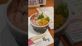 Japan's best sea food? #japan #hokkaido #seafood #vlog #travel #insearchofisaac