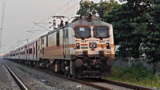 MEGA OFFLINK !! | Ghaziabad's WAP-7 With Trichy - Palakkad Town Express | Vivek \u0026 Erode MEMU | 4K