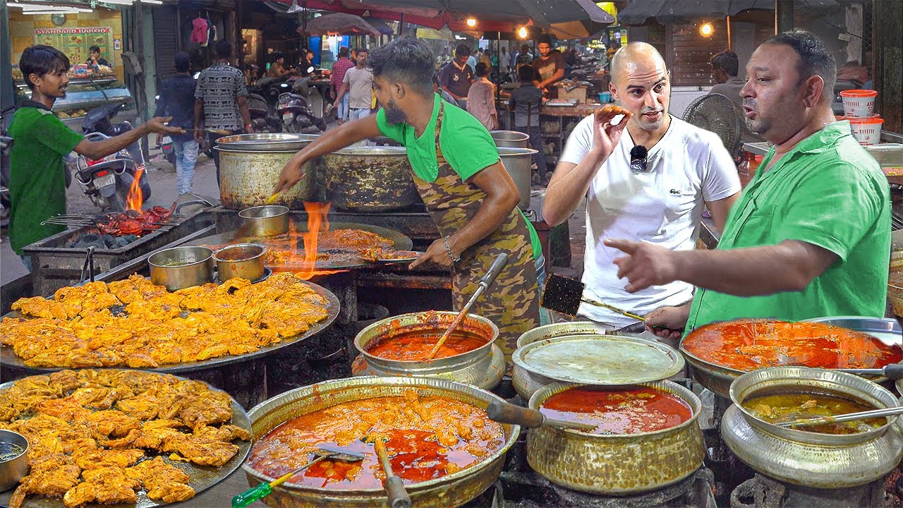 Indian Street Food - CURRY Like You've NEVER Seen Before! Indian Street ...