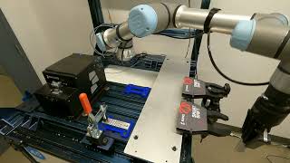 Robotiq Screwdriving Solution with Smartshift Tool Changer