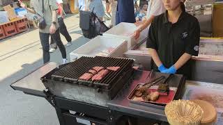 Tsujiki Market, Tokyo, Japan, chargrilled domestic Wagyu Beef slices! 築地場外市場 和牛現烤服務 東京 日本