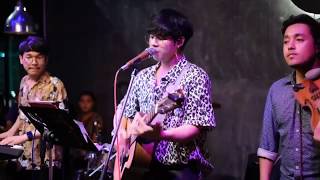 จบไม่ลง (คนมีแผล) : Black Vanilla  COVER  TTEXT  (live Chom Bar\u0026Bistro)