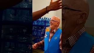 Most WHOLESOME Walmart Employee EVER!!!🥹😂 | #kendrickcurry