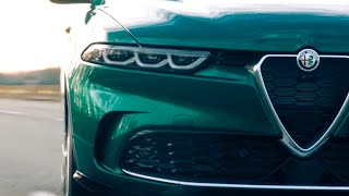 2023 Alfa Romeo Tonale PHEV (Green color) - Interior and Exterior