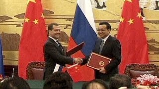 Russia looks to China for energy exports - economy
