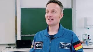 OHB bringt ESA-Astronaut Matthias Maurer in die Schule