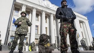 Ukraine calls up reservists 'to counter Russian agression in Crimea'