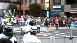 ２０１２東京マラソン品川の折り返し地点