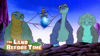 Littlefoot and the dinos rescue stolen eggs | The Land Before Time