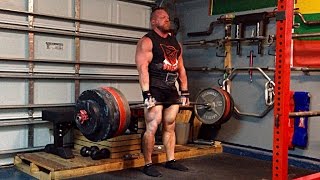 725 lb deadlift (329 kg)