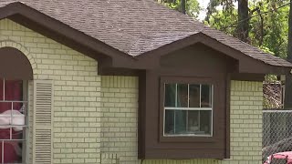 2-year-old girl dies after being attacked by 3 Rottweiler dogs in north Houston