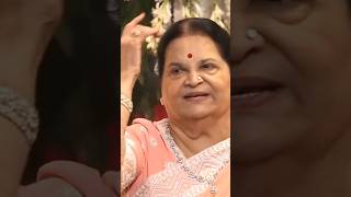 Mukesh Ambani Mother Kokilaben Ambani Interacts With Guests Throwback #kokilaben #kokilabenambani