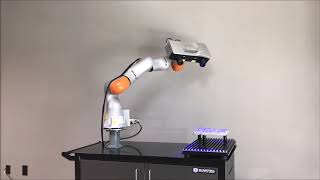 UMA Smart Factory Cart with Zeiss and Kuka