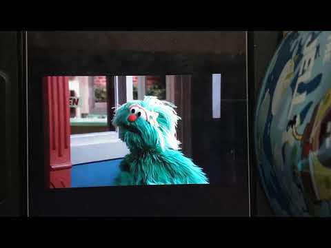 Sesame Street Season 39 Letter Of The Day V - YouTube