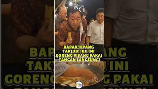 Bapak Jepang Takjub! Ibu Ini Goreng PisanG Pakai Tangan Langsung! #shorts  #reaksibule #videoviral