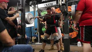 Jonathan Harder 670lb squat opener