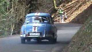 Panhard dans la 1ere Montée de Voitures Historiques Sportives de Reugney (25).mpg