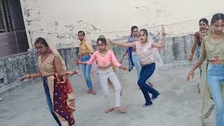 chamma chamma song dance video.. #dance cover if anyone want to dance any song plz comment me