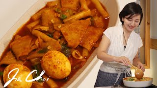 Tteokbokki / Korean Spicy Rice Cakes by Chef Jia Choi | Simple and Easy Recipe