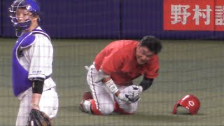 田村俊介選手の手にボール直撃…どうか無事でありますように。　2023／9／17