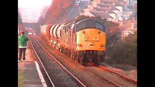 37047+37308 pass Dockyard on 6M72 St. Blazey to Cliffe Vale. 01-03-04